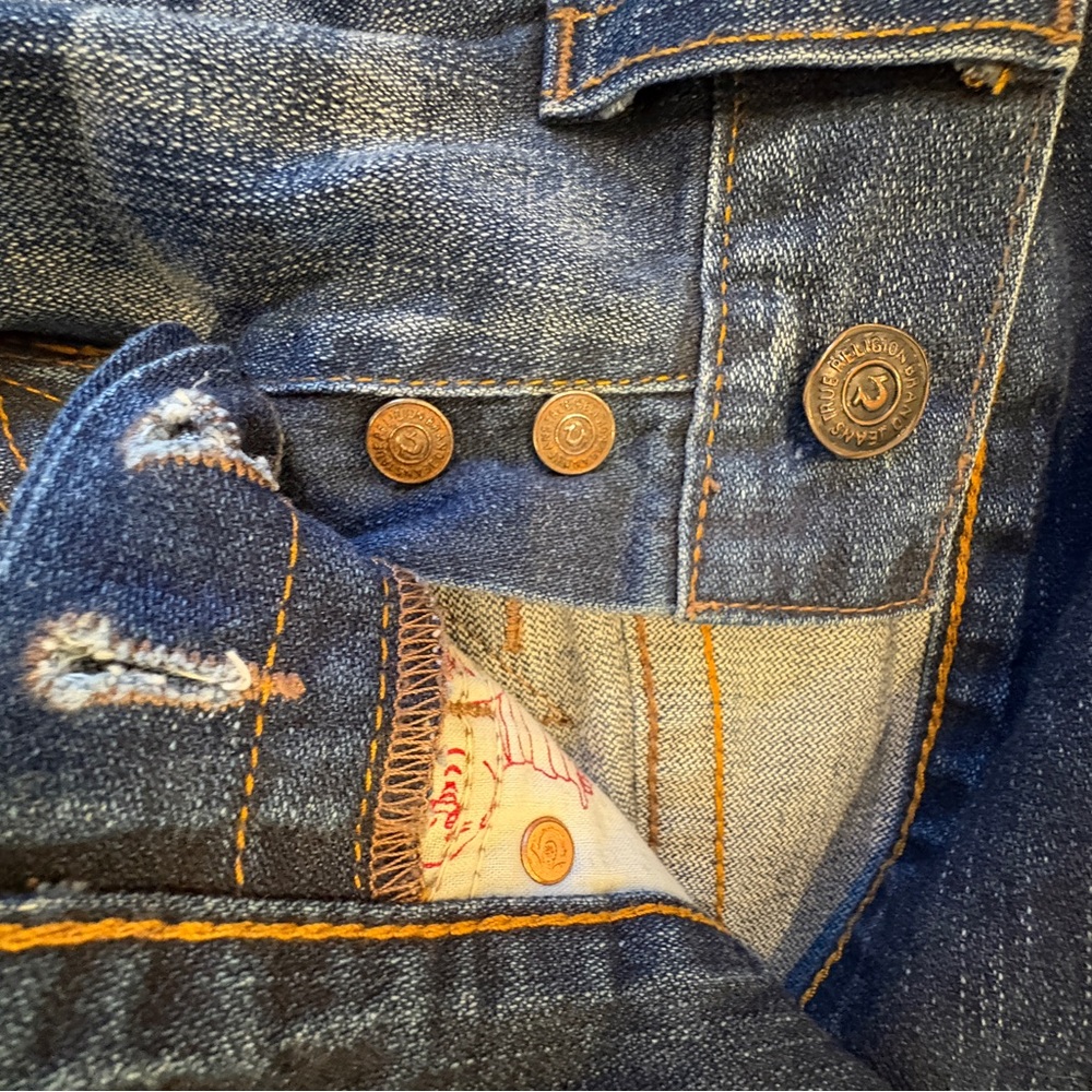 True Religion Distressed Jeans - Picture 5 of 5